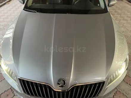 Skoda Superb 2019 года за 13 800 000 тг. в Алматы – фото 22