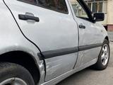 Volkswagen Golf 1994 года за 700 000 тг. в Алматы – фото 5