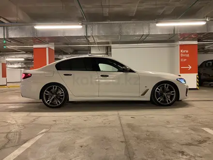 BMW 550 2022 года за 45 000 000 тг. в Астана – фото 4