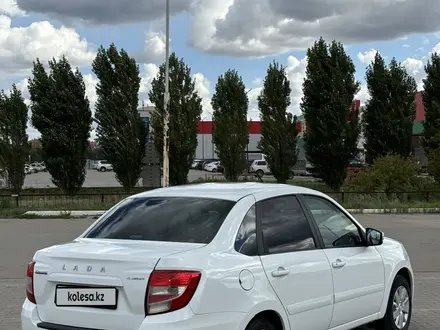 ВАЗ (Lada) Granta 2190 2020 года за 4 500 000 тг. в Актобе – фото 3