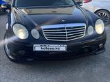 Mercedes-Benz E 320 2003 года за 4 500 000 тг. в Атырау – фото 5