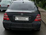 Mercedes-Benz E 320 2003 года за 4 500 000 тг. в Атырау – фото 2