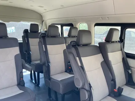 Toyota Hiace 2022 года за 30 000 000 тг. в Атырау – фото 12