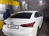 Hyundai Accent 2019 года за 7 000 000 тг. в Семей – фото 4