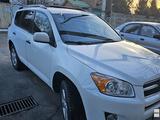 Toyota RAV4 2011 года за 7 400 000 тг. в Алматы