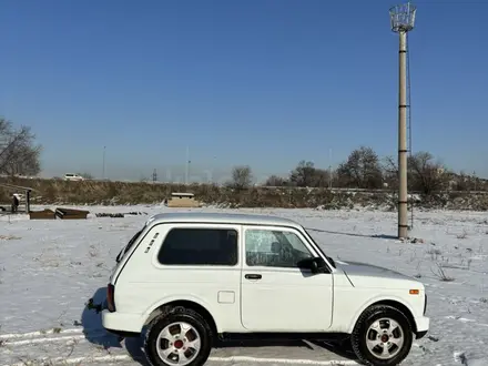 ВАЗ (Lada) Lada 2121 2018 года за 3 500 000 тг. в Шымкент – фото 3