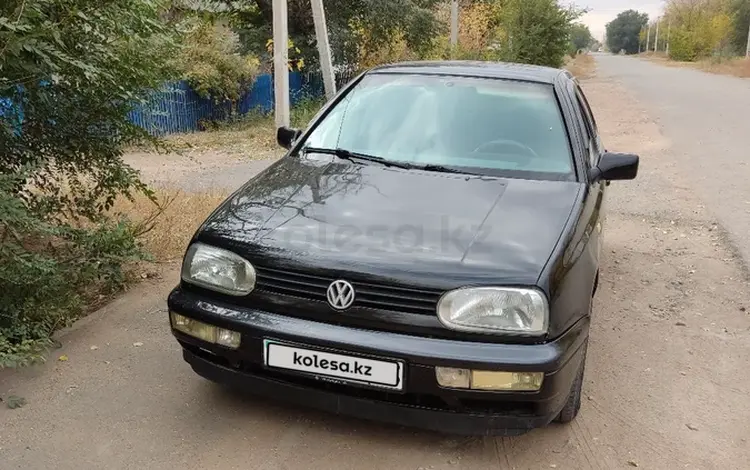 Volkswagen Golf 1994 годаүшін1 150 000 тг. в Астана
