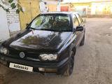 Volkswagen Golf 1993 года за 1 000 000 тг. в Актобе – фото 2