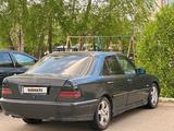 Mercedes-Benz C 180 1993 годаүшін1 700 000 тг. в Щучинск – фото 2
