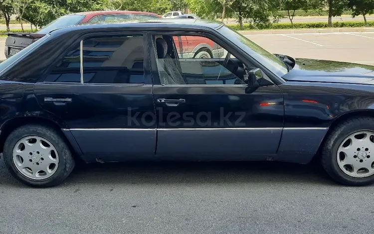 Mercedes-Benz E 230 1992 годаfor1 250 000 тг. в Шымкент