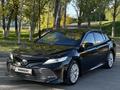 Toyota Camry 2020 года за 13 000 000 тг. в Астана – фото 9