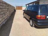 Volkswagen Sharan 1996 года за 2 500 000 тг. в Актау – фото 4