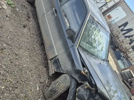 Mercedes-Benz E 230 1992 года за 1 000 001 тг. в Караганда