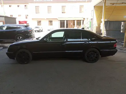Mercedes-Benz E 280 2001 года за 5 000 000 тг. в Шымкент – фото 9