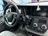 Toyota Sienna 2016 года за 14 800 000 тг. в Алматы – фото 3