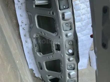 Крышка багажника Hyundai tucson 21 за 23 000 тг. в Алматы – фото 2