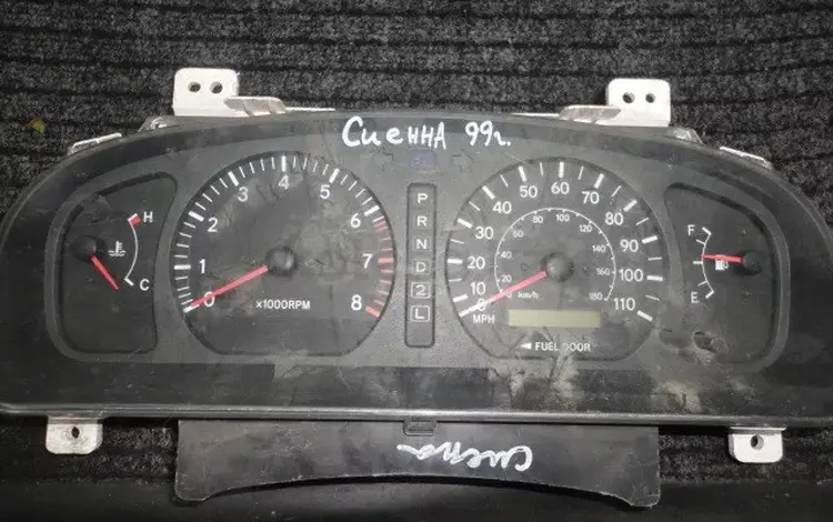 Щиток приборов Toyota Sienna 99 года. за 555 тг. в Алматы