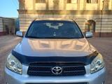 Toyota RAV4 2007 годаfor6 700 000 тг. в Шымкент