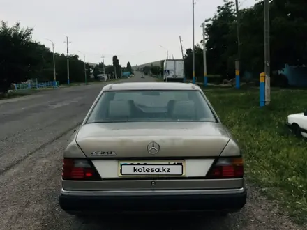 Mercedes-Benz E 230 1991 года за 1 100 000 тг. в Шымкент – фото 5