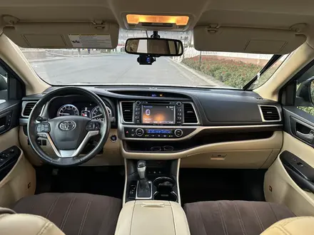 Toyota Highlander 2016 года за 12 500 000 тг. в Атырау – фото 11