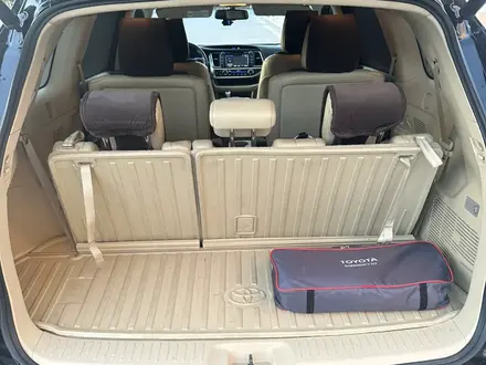 Toyota Highlander 2016 года за 12 500 000 тг. в Атырау – фото 21