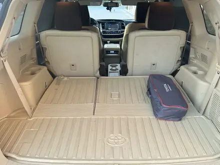 Toyota Highlander 2016 года за 12 500 000 тг. в Атырау – фото 24