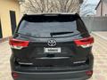 Toyota Highlander 2016 года за 12 500 000 тг. в Атырау – фото 4