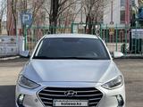 Hyundai Elantra 2017 года за 7 750 000 тг. в Караганда – фото 3