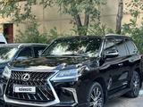 Lexus LX 570 2017 года за 34 000 000 тг. в Астана – фото 2