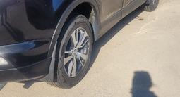 Toyota RAV4 2016 года за 10 800 000 тг. в Семей – фото 3