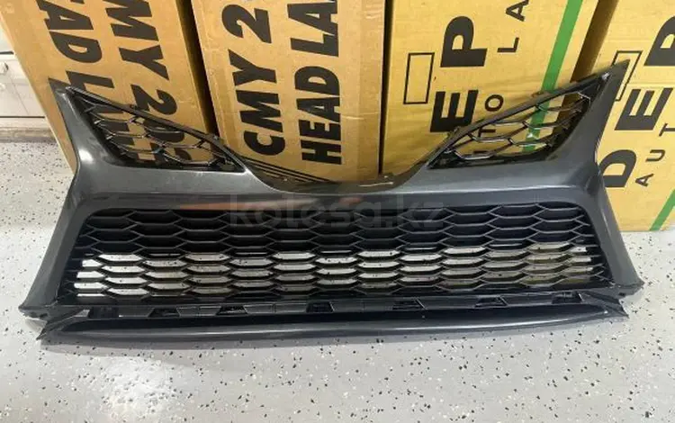 Решетка радиатора на Toyota за 25 000 тг. в Алматы