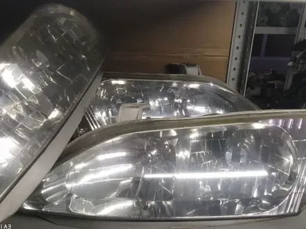 Фара на Toyota windom за 30 000 тг. в Астана