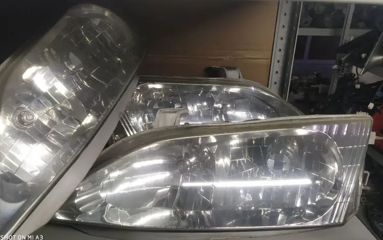 Фара на Toyota windom за 30 000 тг. в Астана