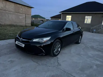 Toyota Camry 2015 года за 8 000 000 тг. в Шымкент – фото 3