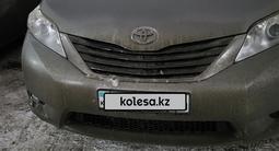 Toyota Sienna 2013 годаfor14 000 000 тг. в Актобе