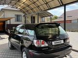 Lexus RX 300 2001 годаүшін5 500 000 тг. в Алматы – фото 5