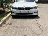 BMW 320 2021 года за 17 500 000 тг. в Алматы – фото 3