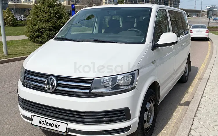 Volkswagen Caravelle 2017 годаүшін18 000 000 тг. в Алматы