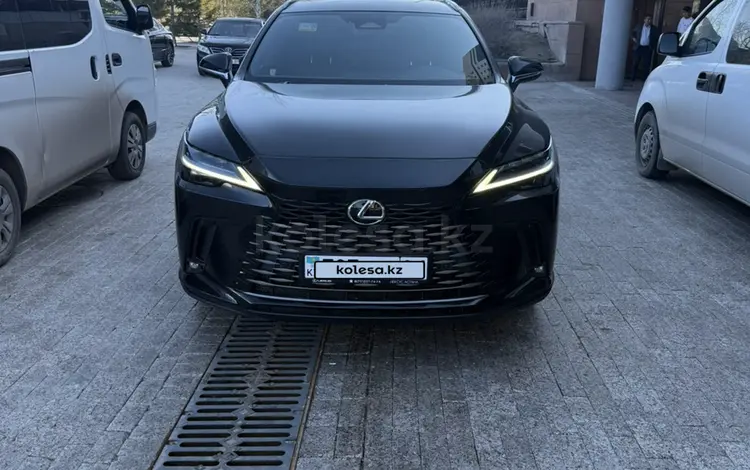 Lexus RX 350 2023 года за 34 000 000 тг. в Уральск