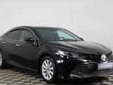 Toyota Camry 2018 годаүшін12 530 000 тг. в Астана – фото 3