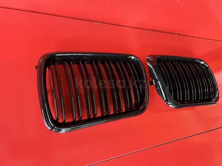 Решетка радиатора BMW 3 ноздри Е 36 ноздри Е36 за 12 000 тг. в Алматы – фото 4