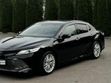 Toyota Camry 2018 года за 13 500 000 тг. в Алматы – фото 5