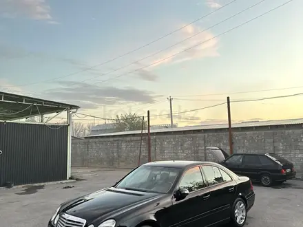 Mercedes-Benz E 220 2002 года за 3 550 000 тг. в Шымкент – фото 4