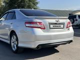 Toyota Camry 2011 года за 7 600 000 тг. в Алматы – фото 4