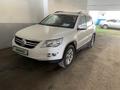 Volkswagen Tiguan 2011 года за 6 400 000 тг. в Астана – фото 2