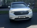 Toyota Highlander 2013 года за 14 500 000 тг. в Алматы