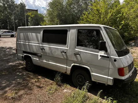 Mercedes-Benz MB 100 1993 года за 1 500 000 тг. в Караганда – фото 2