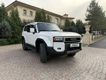 Toyota Land Cruiser Prado 2025 года за 29 000 000 тг. в Алматы – фото 3