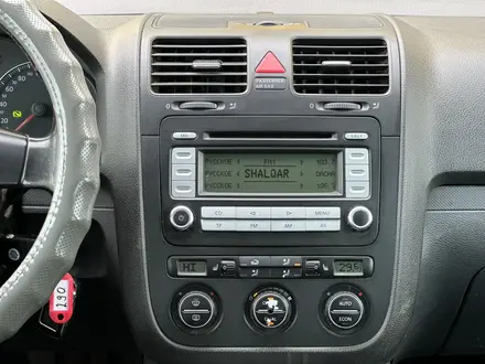 Volkswagen Golf 2007 года за 2 800 000 тг. в Актобе – фото 5