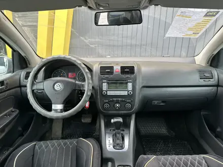 Volkswagen Golf 2007 года за 2 800 000 тг. в Актобе – фото 9
